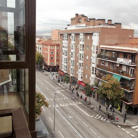 Apartamentos Urgel Madrid Dış mekan fotoğraf