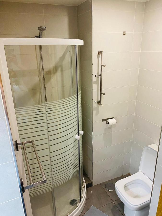 Apartamentos Urgel Madrid Dış mekan fotoğraf